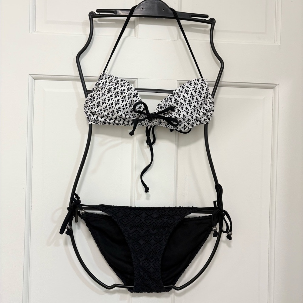 Old Navy Floral Bikini Black/White eyelet bottom bandeau top medium bottom small